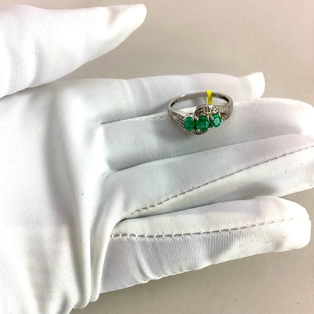 NEW 3 Stone Emerald 925 Sterling Silver 2.00 Ct Emerald Ring, 9